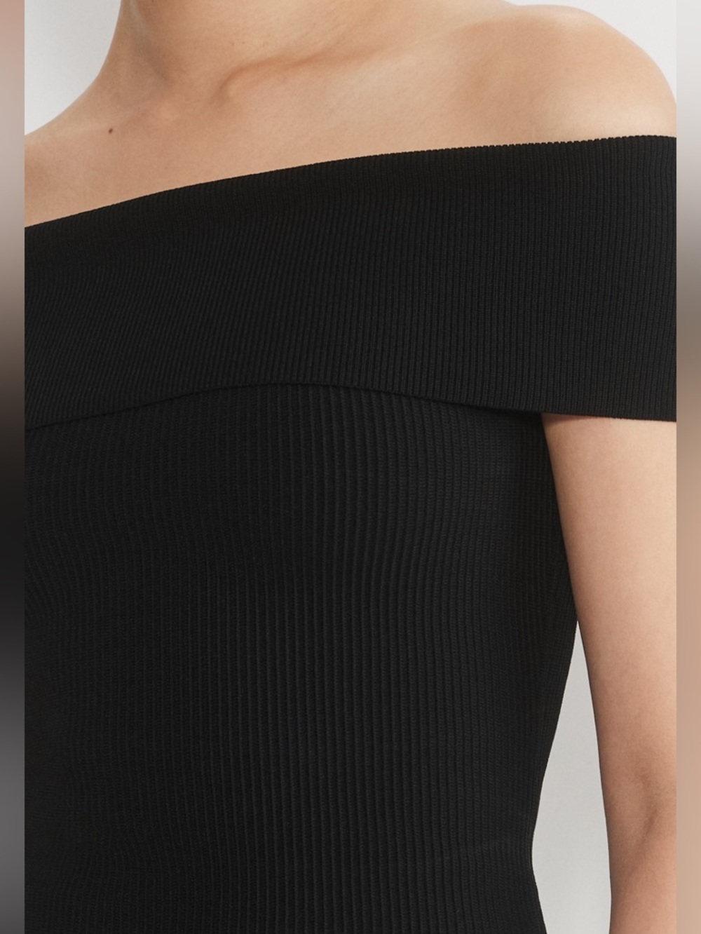 NWT Aritzia Off Shoulder Top - Picture 3 of 5